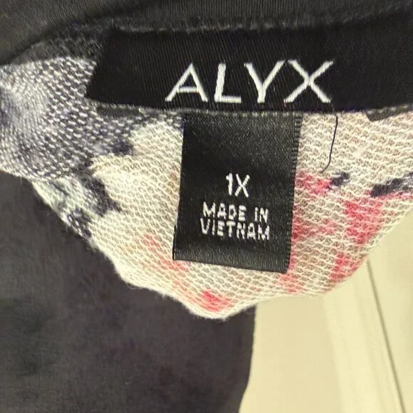 ​ALYX Black Floral Print Long Sleeve boho top - Picture 5 of 6